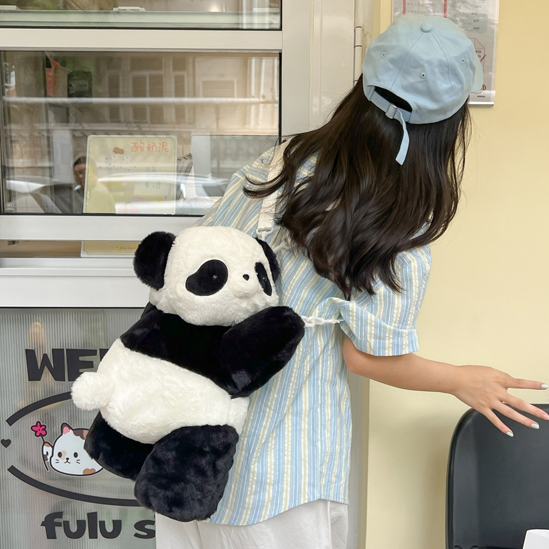 2024新款时尚熊猫双肩包清新甜美可爱卡通毛绒玩具包仿真抱枕背包详情13