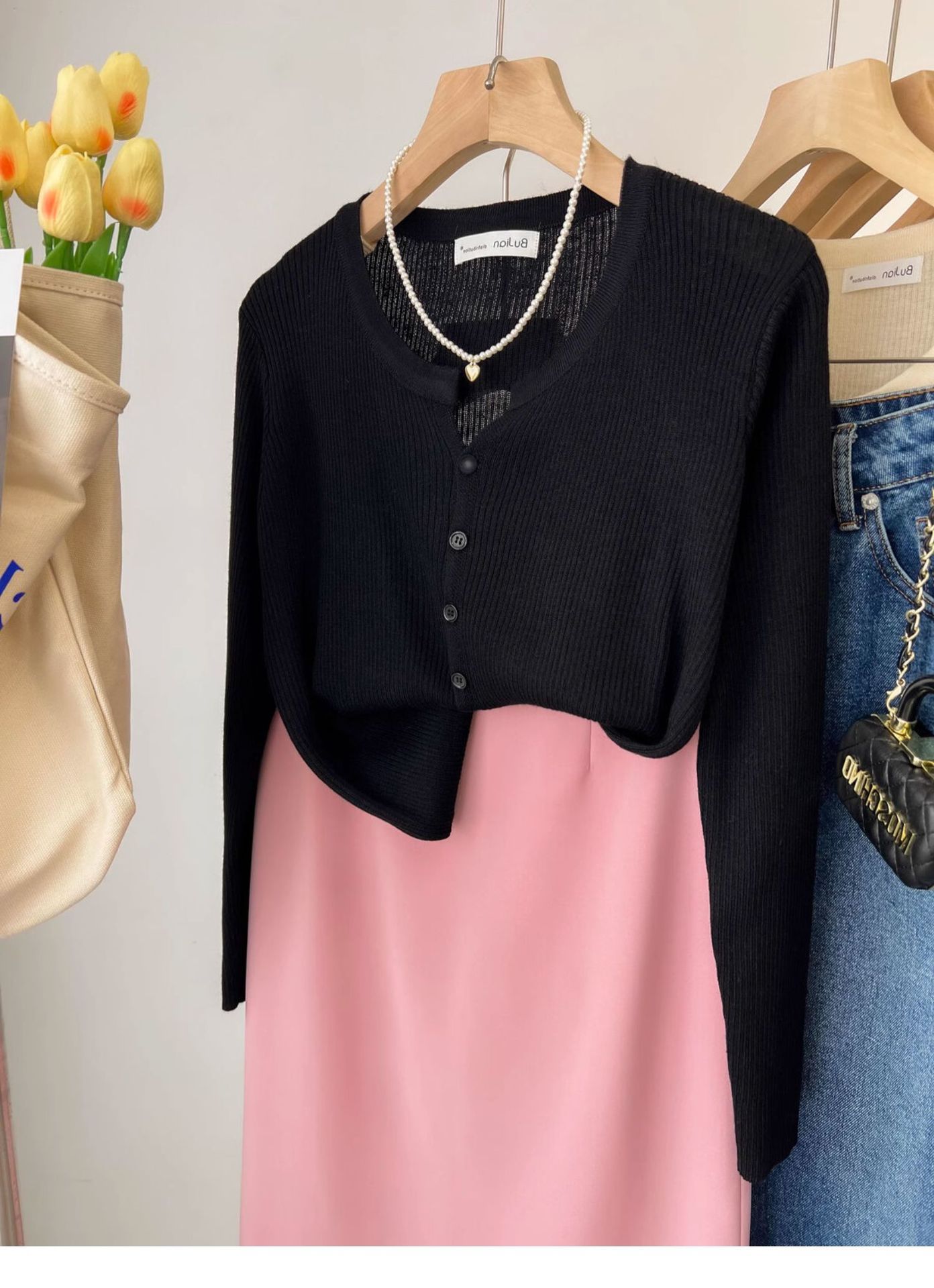A short woolen cream-colored knitted coat for women, a long-sleeved cardigan for spring and autumn, and a chanel-style innerwear with a base layer pic 30