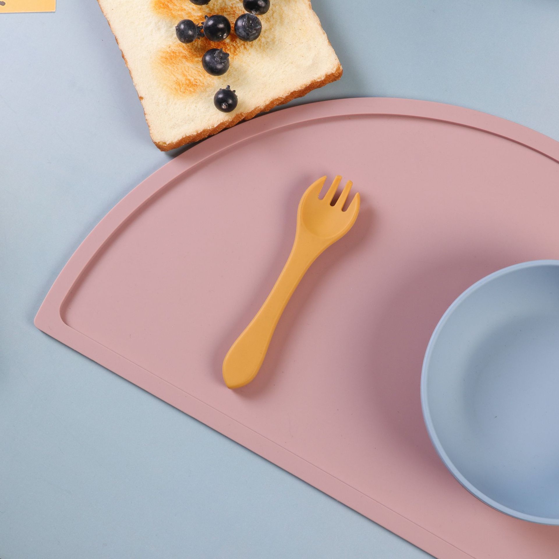 跨境硅胶餐垫半圆加厚隔热防烫防滑 硅胶杯垫易清洗耐高温批发 餐桌防滑垫子家用餐具垫详情15