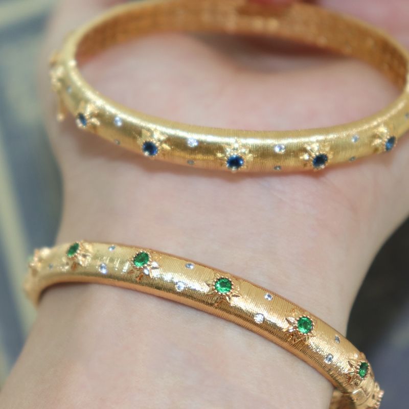 Italian court brushed bracelet, elegant and light luxury for women, retro open bracelet with green opal, light luxury for women pic 11