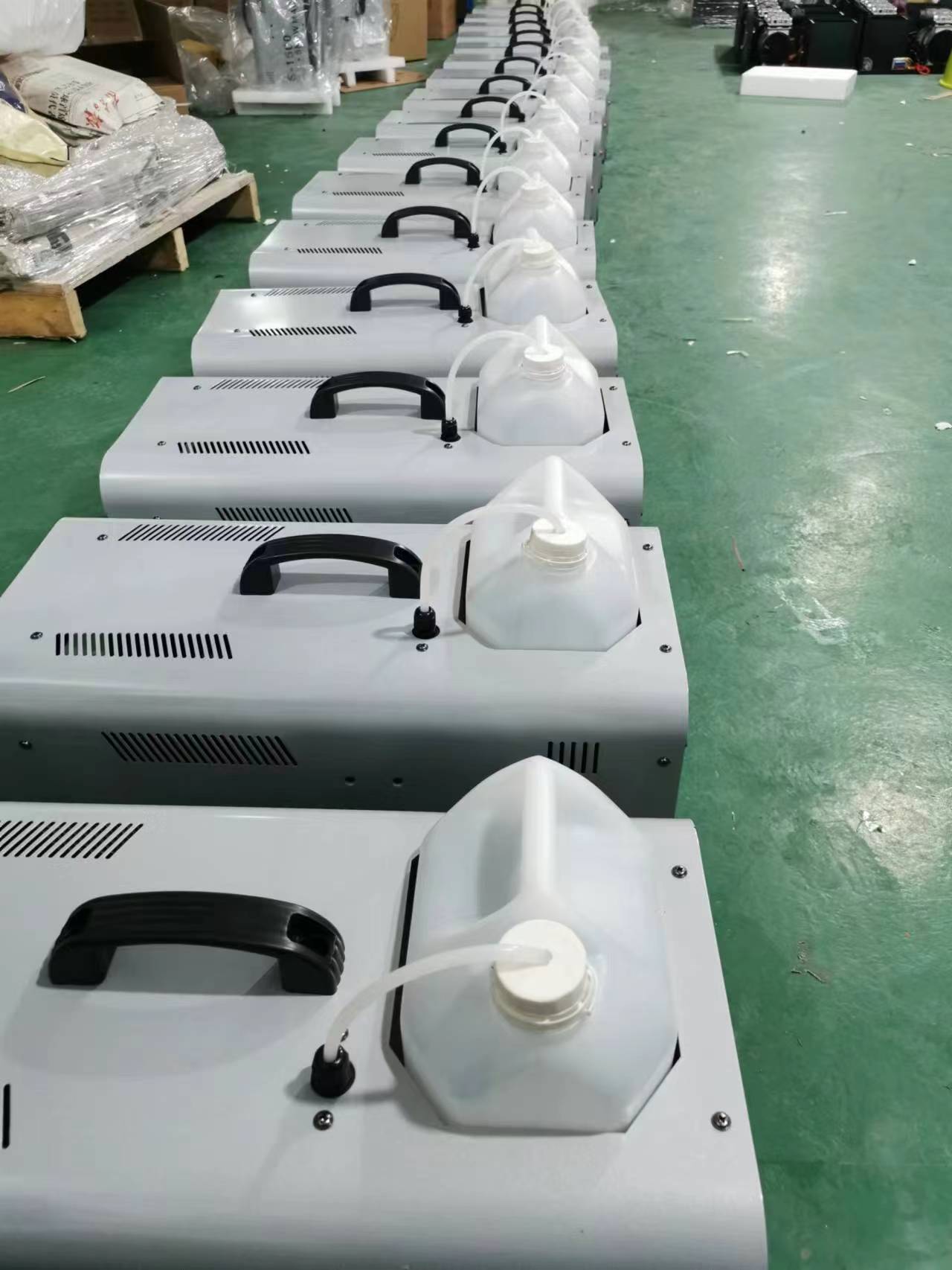 Fabricante de suministro directo de 1500W escenario máquina de nieve interior al aire libre universal pequeño pulverizador de nieve pequeño portátil interior al aire libre pulverizador de nieve boda evento de navidad atmósfera paisaje de nieve equipo de fabricación pic 12