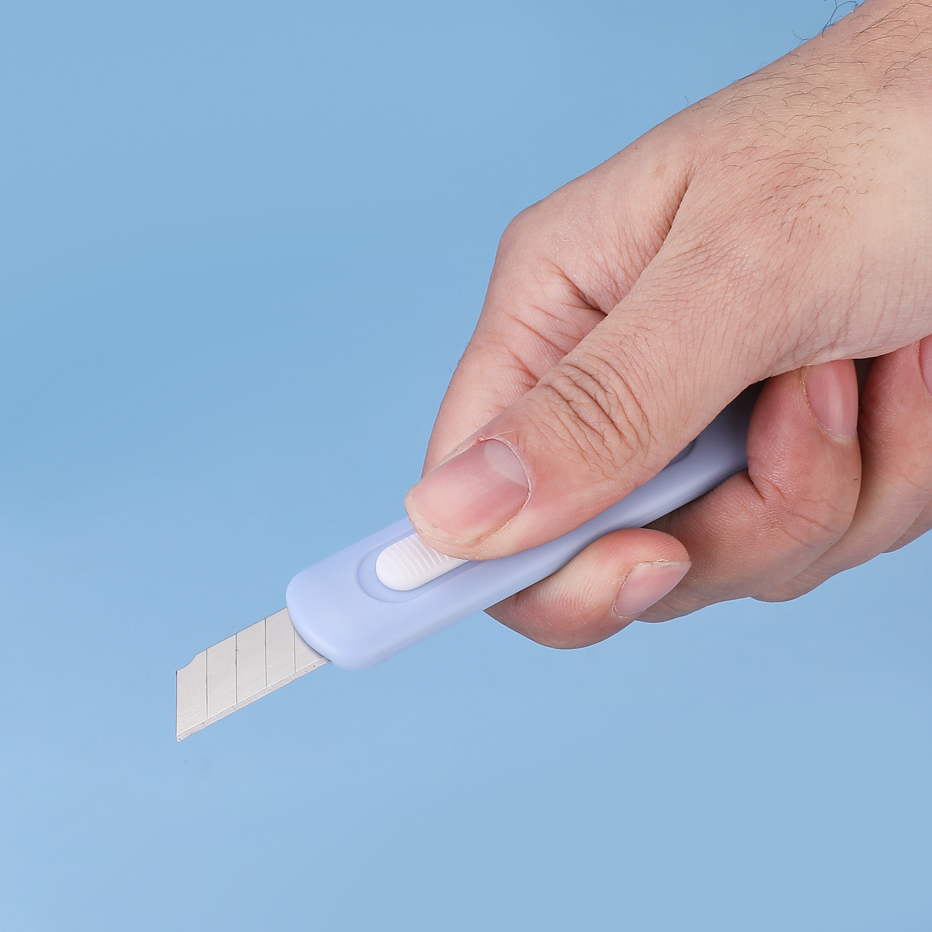 Pioneer 8153 Cartoon Art Knife, office paper cutting, handicraft art homework, student paper cutting tool pic 4