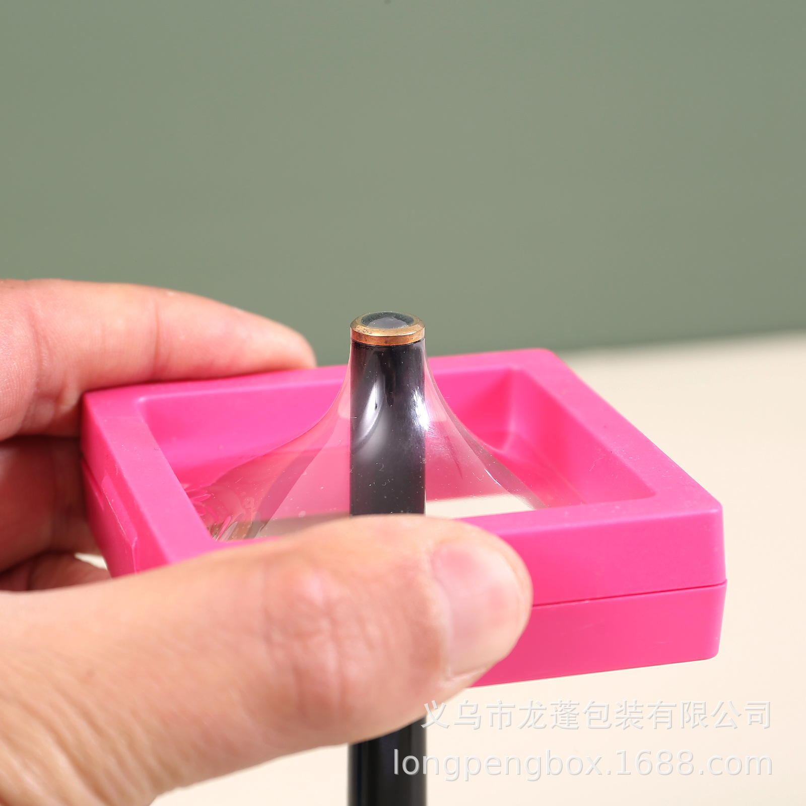 彩色悬浮盒