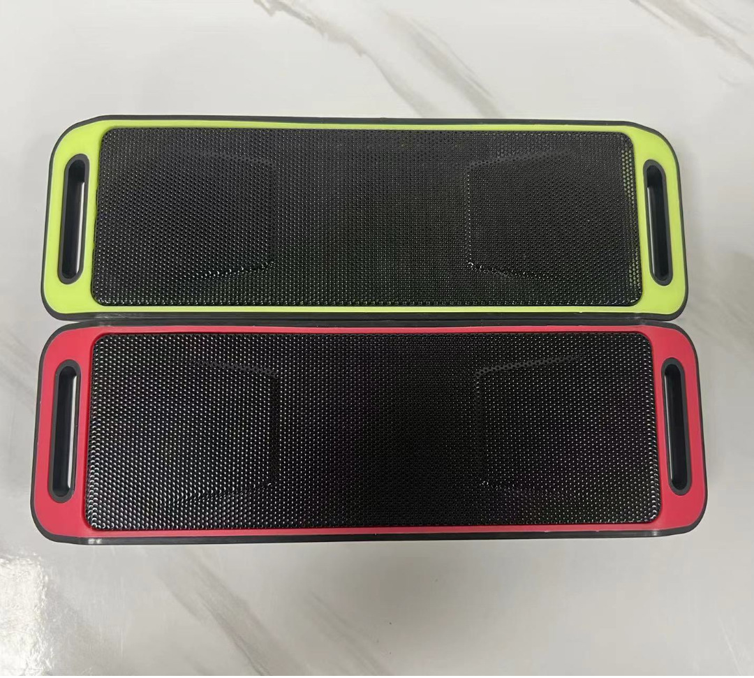 Cross-border mini speaker, Bluetooth subwoofer, card-inserting small speaker, portable home desktop player, stereo pic 4