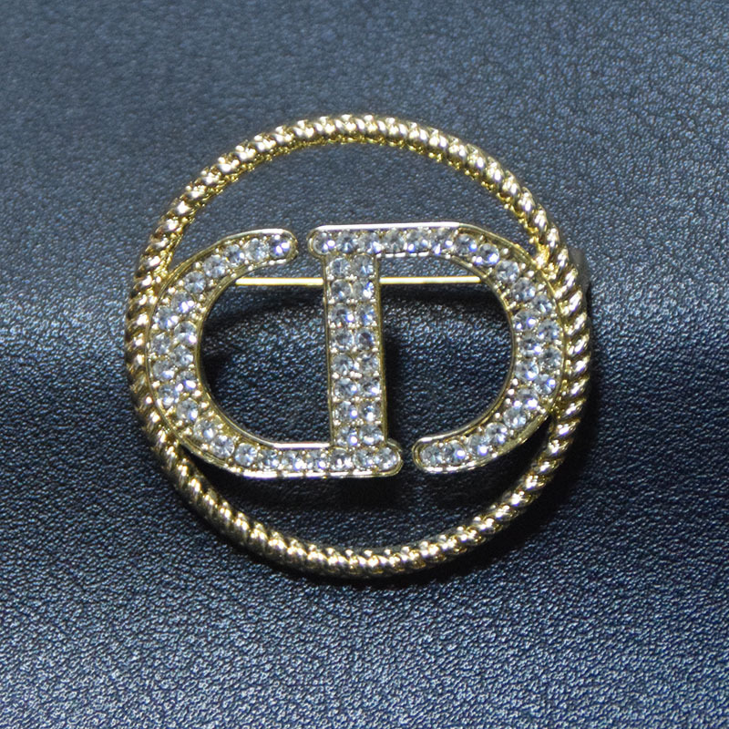 Brooch, high-end, niche silk scarf buckle, alloy Korean version diamond-encrusted coat, pearl brooch, clothing accessory, brooch, wholesale accessories pic 42