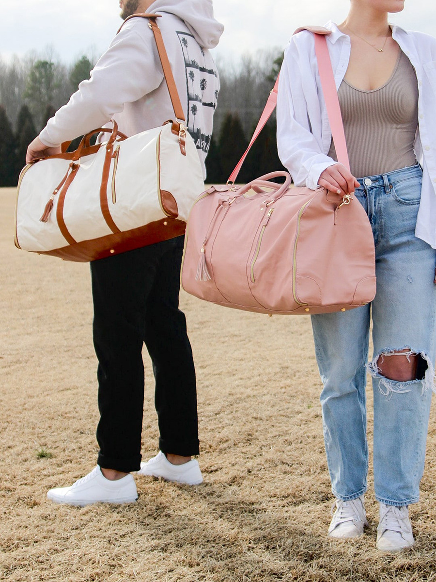 现货全黑色加厚PU面料可折叠旅行包随身服装行李袋可带上飞机便携详情3