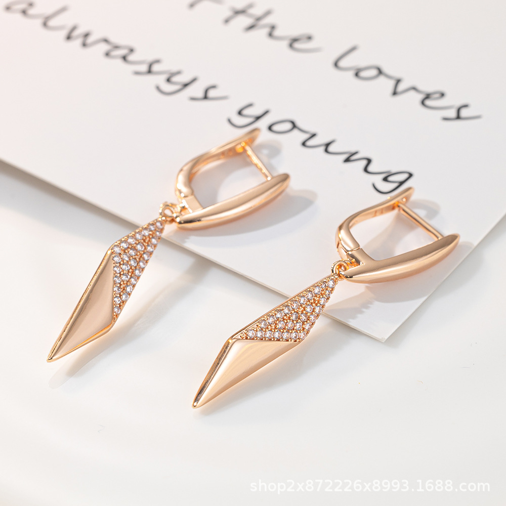 YT欧美潮流几何菱形镶锆D字扣耳扣个性高级感大气精致高级感耳饰详情6