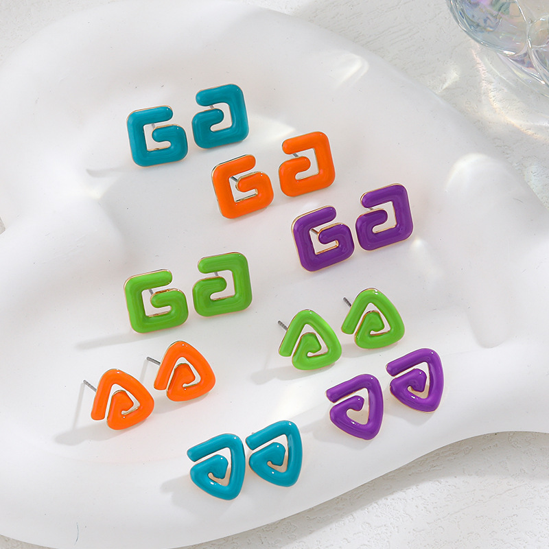 肯杰 2023夏季新款滴油左右边符号耳钉女 欧美跨境多巴胺糖果耳饰详情4