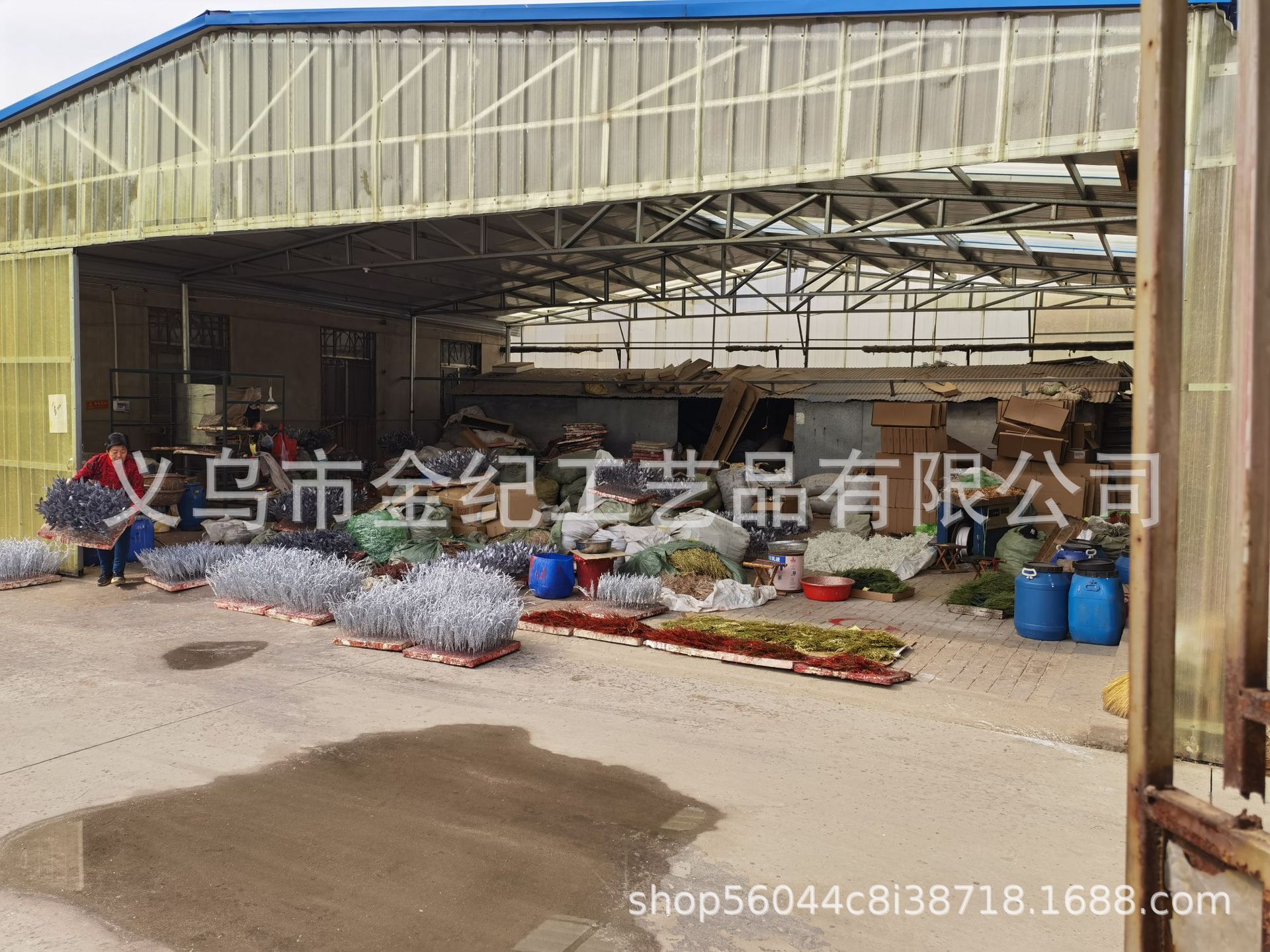 圣诞节跨境装饰品 红浆果花束插枝 仿真松针松果装饰 圣诞松针装饰 美观实用的圣诞节装饰详情9