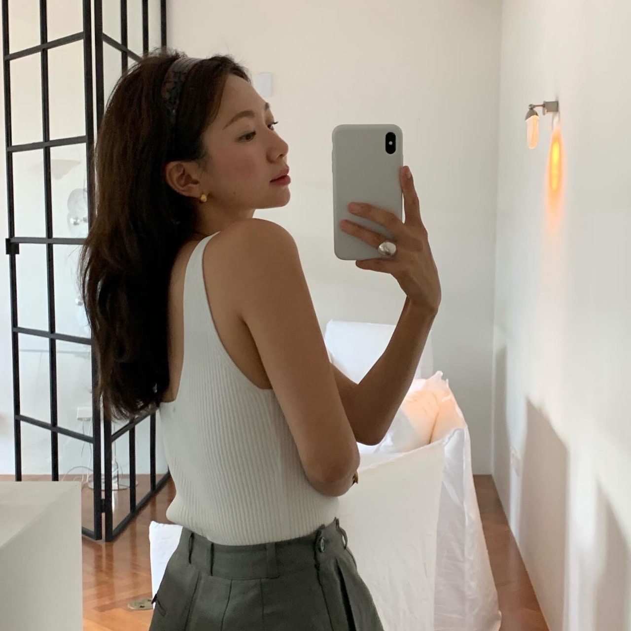 ins韩国博主fever同款双面贝壳耳钉女小众设计精致百搭纹理感耳圈详情4