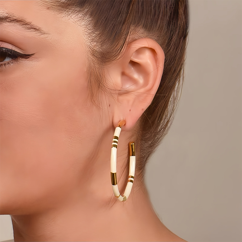 C形珐琅圈圈拼接耳环女法式轻奢小众设计感复古气质银针撞色耳圈详情24