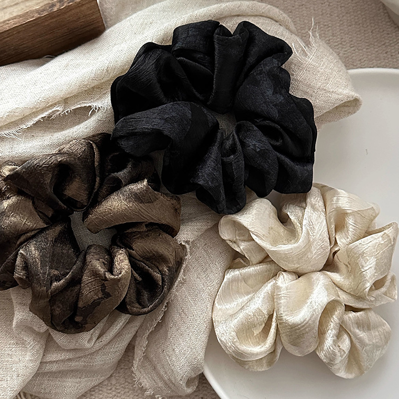 Korean-style high-end French retro large intestine hair band, bun hairstyle, ponytail hair tie, large hair band, French satin hair accessory pic 2