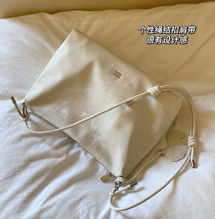 Nanfeng Chio2nd Clear Tea Soft Botote Bag for Women 2024 New style, a high-end commuting single-shoulder crossbody large bag pic 2