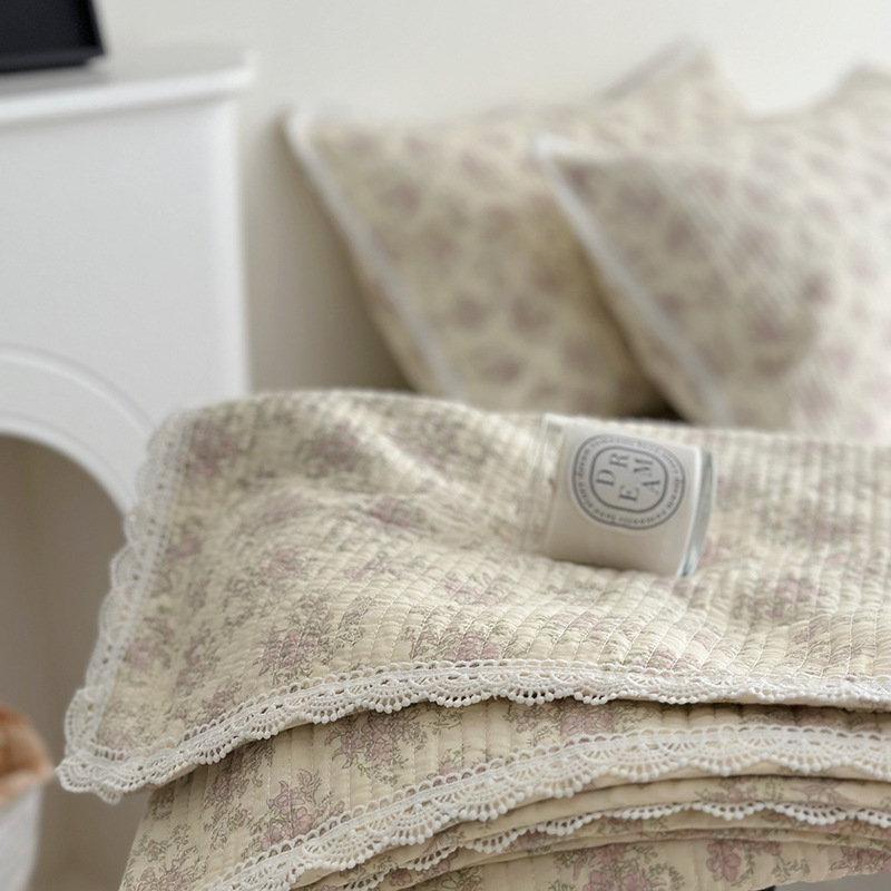 Lisa series, a three-piece set of all-cotton high-temperature sand-washed cotton bed cover, is skin-friendly, breathable and suitable for all seasons pic 32