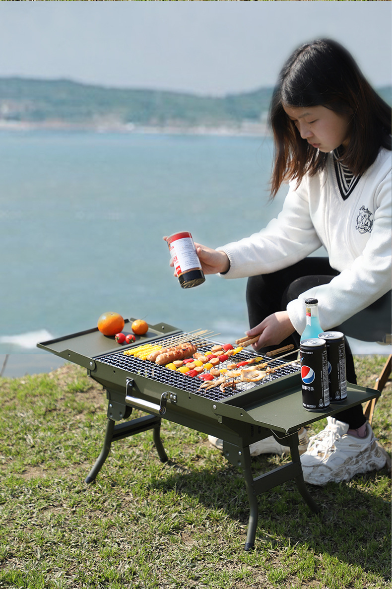 户外野营必备大号BBQ烧烤炉 便携式折叠烧烤架 木炭烧烤箱 批发优惠 烧烤炉一体机详情14