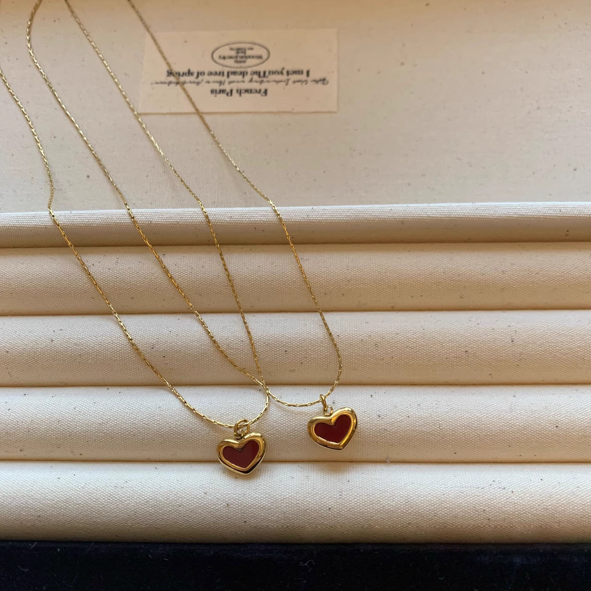 Red heart-shaped titanium steel necklace, small red heart pendant, Korean niche sweet autumn and winter energetic girl heart collarbone chain pic 4