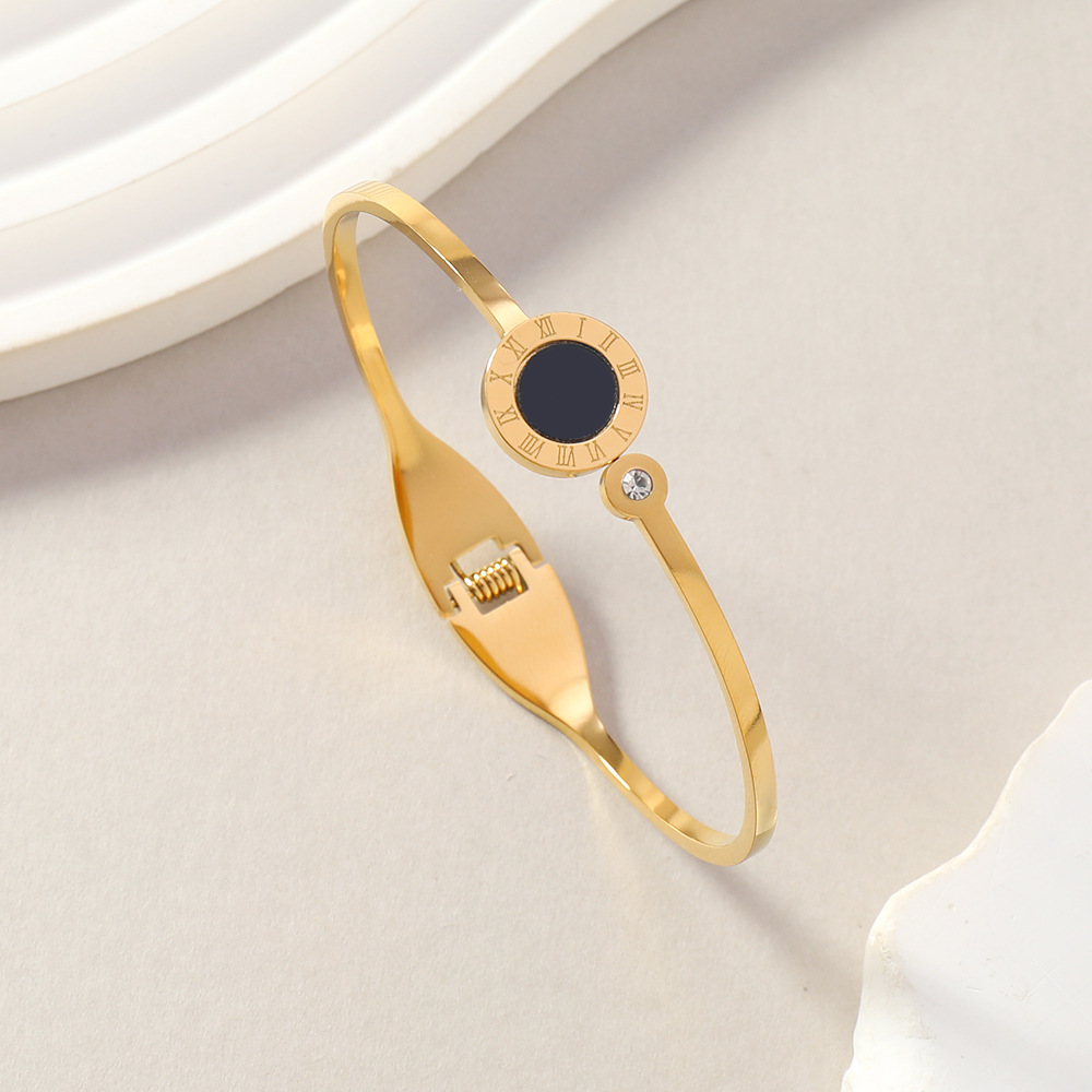 欧美跨境钛钢手镯女高级感时尚百搭罗马数字蛇镶钻手镯不锈钢饰品详情13