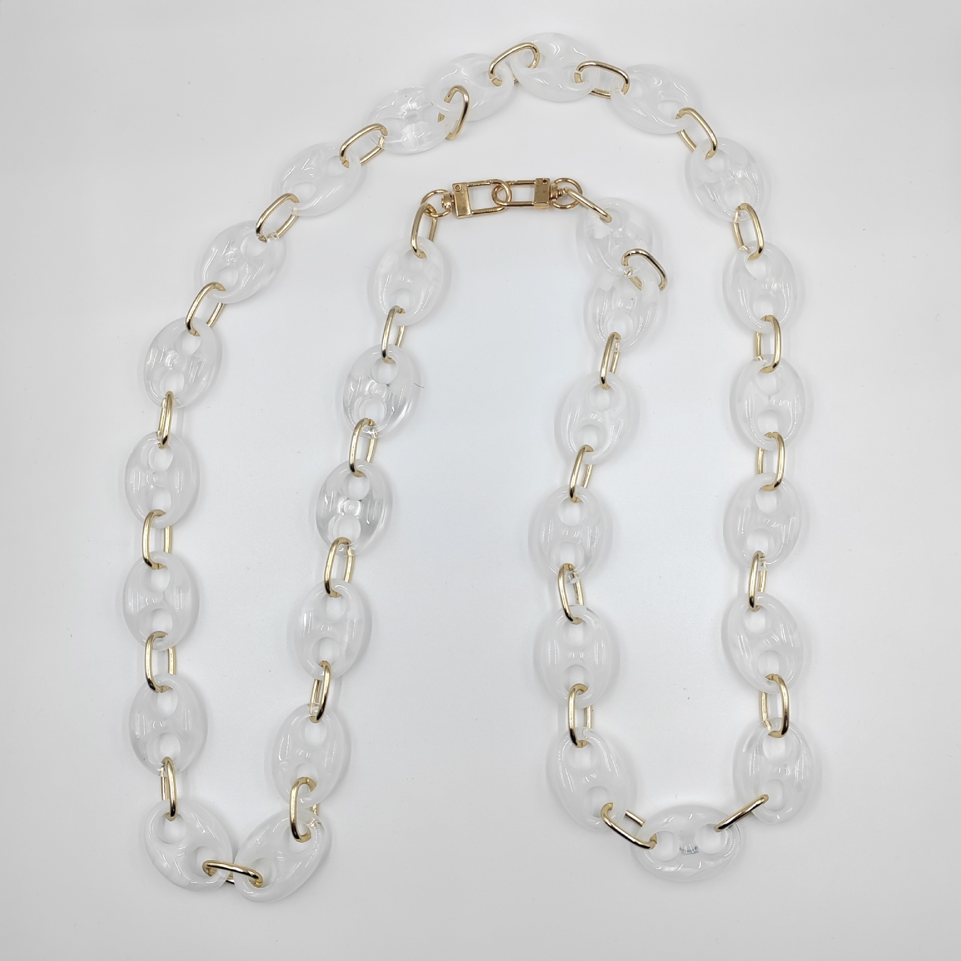 时尚百搭小众设计款个性亚克力手机长链斜挎欧美跨境饰品厂家直销详情3