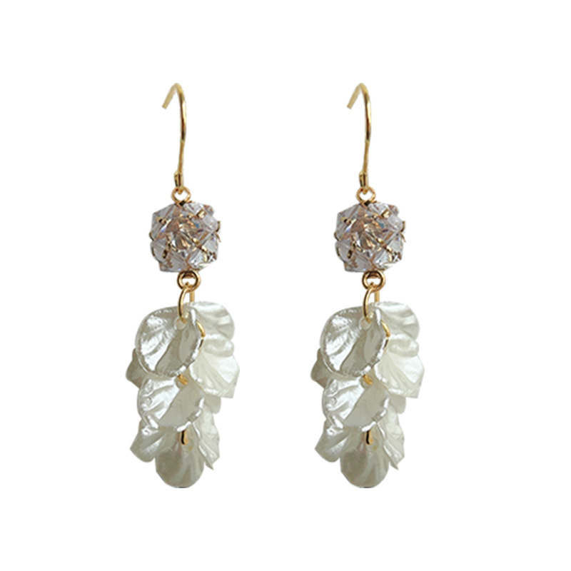 The actual product is very beautiful ~ Forest-style trendy fairy long zircon tassel leaf earrings, handcrafted design, sweet and charming earring factory pic 9