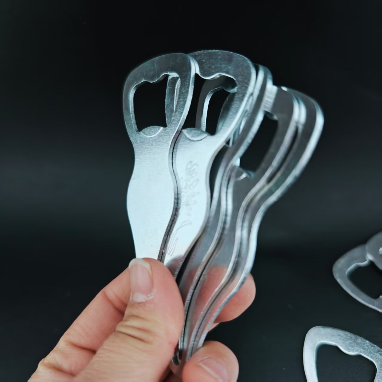 【 Doorway 】 Hulujiu Kai 50/ Bundle 2000/ piece Hulujiu Kai New Bottle opener Metal Beer Screwdriver Hotel household screwdriver 2 yuan wholesale supply pic 6