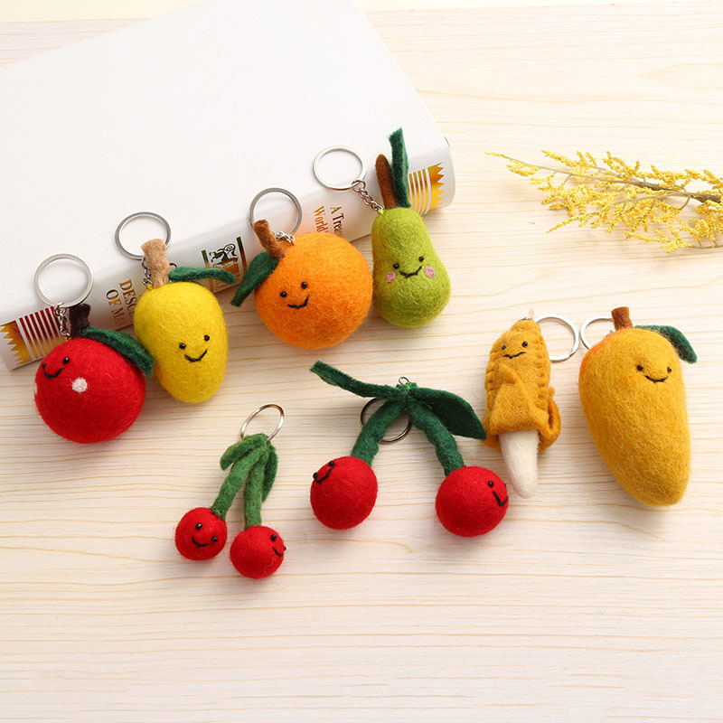 水果手工羊毛毡挂件立体玩偶挂饰创意包包挂饰可爱挂件源头厂家详情2
