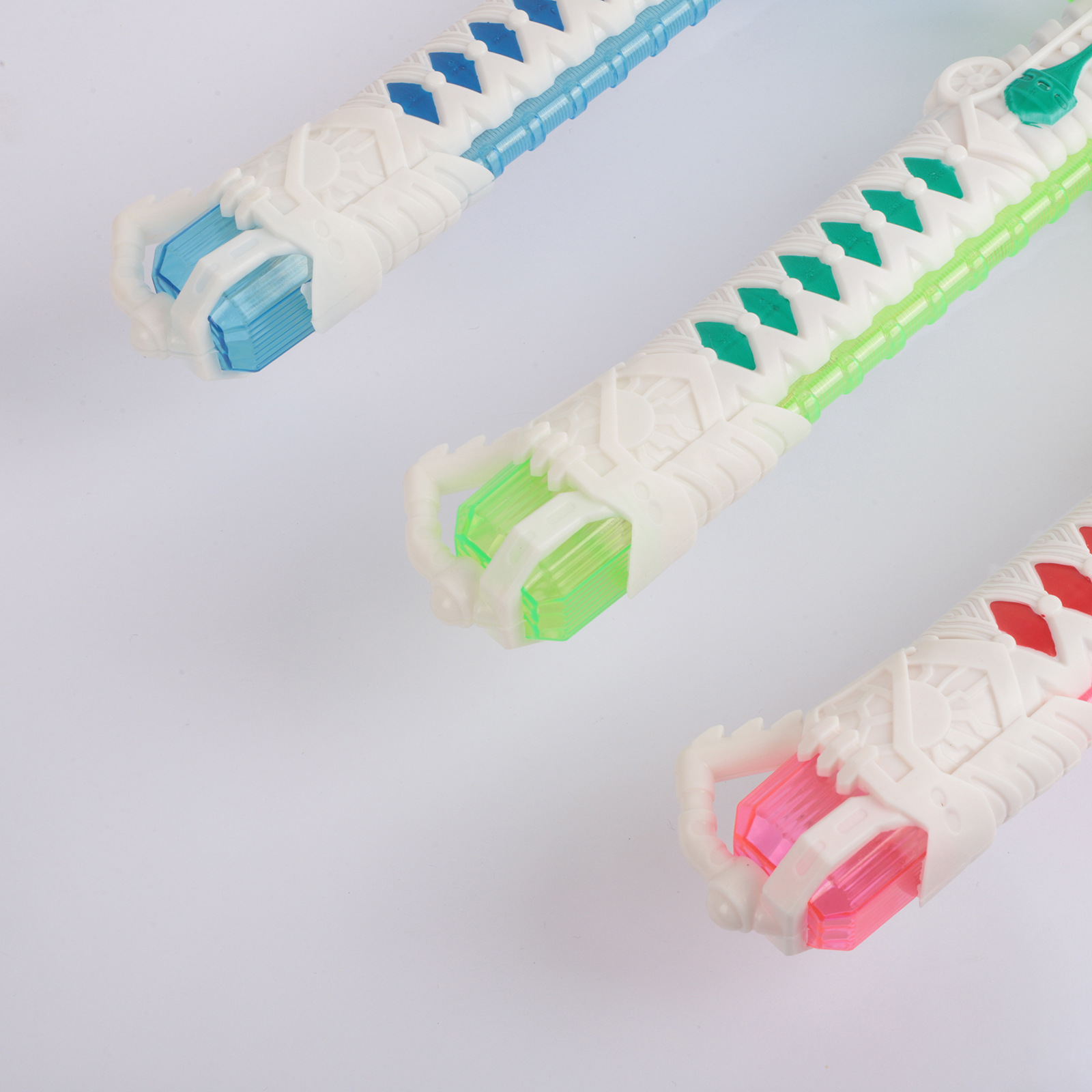 新款宝剑玩具闪光大宝剑圣剑武器电动发光刀七彩声光夜市地摊货源详情4