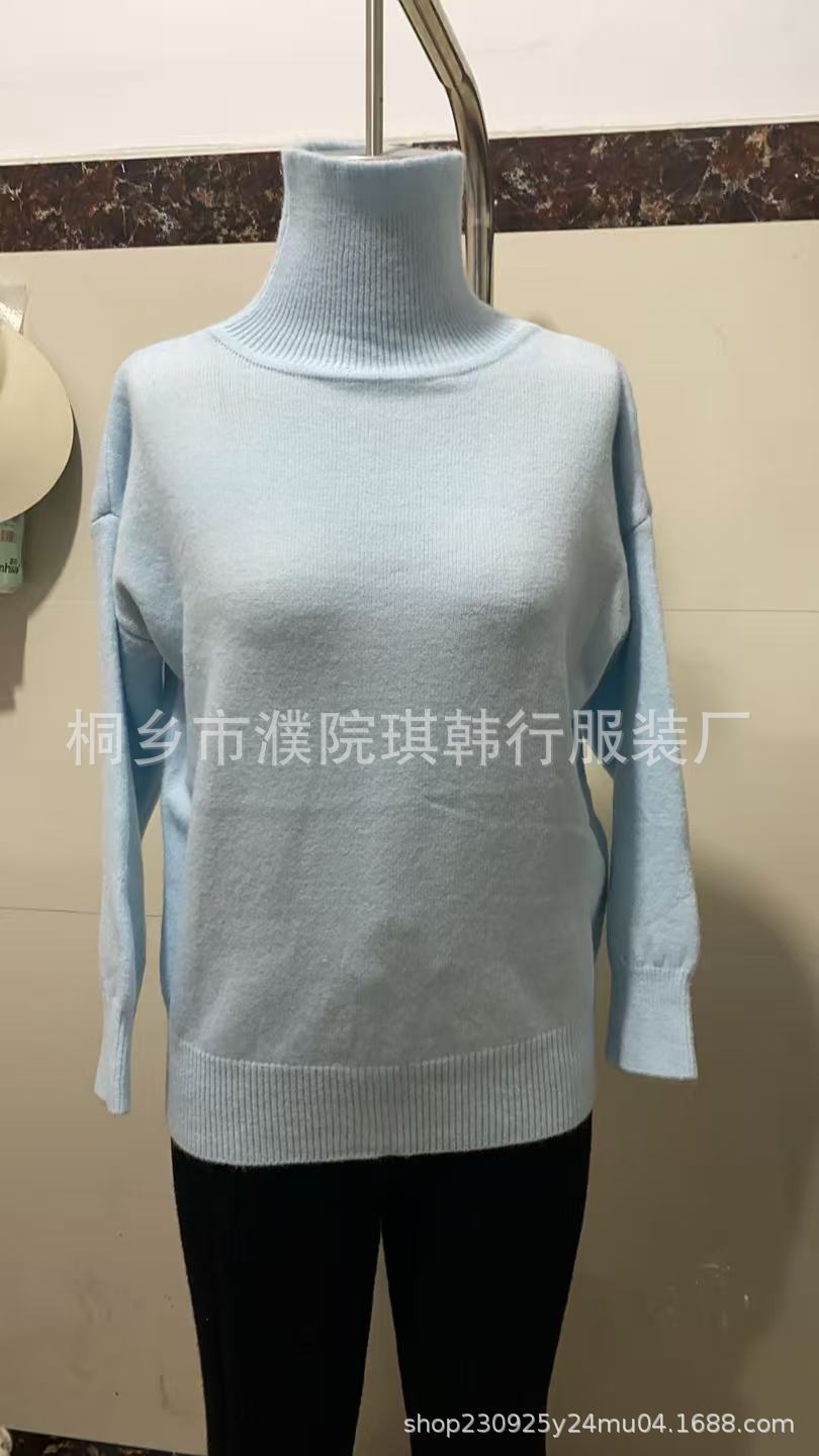 A loose and versatile knitted pullover with a laid-back style for women to wear over a high-neck sweater from Europe and America in the autumn and winter of 2025 pic 6