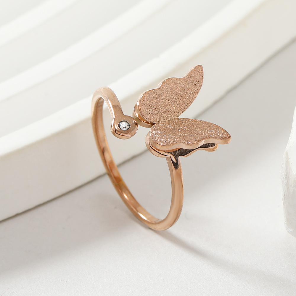 跨境新款 高级感钛钢戒指 女 小众磨砂蝴蝶开口镶钻钛钢饰品批发详情5