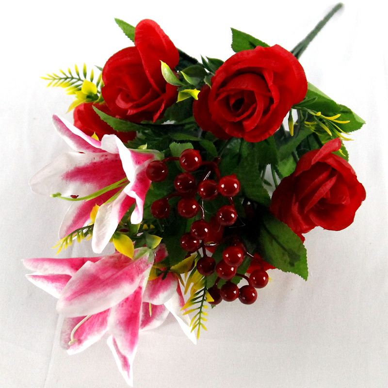 跨境仿真玫瑰花婚庆百合发财果冬青果12头仙桃玫仿真绢花家居花艺详情12