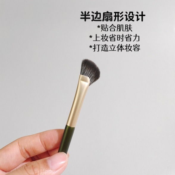 鼻影刷斜角修容高光细节刷化妆晕染刷斜头半边扇形软毛刀锋化妆刷详情3