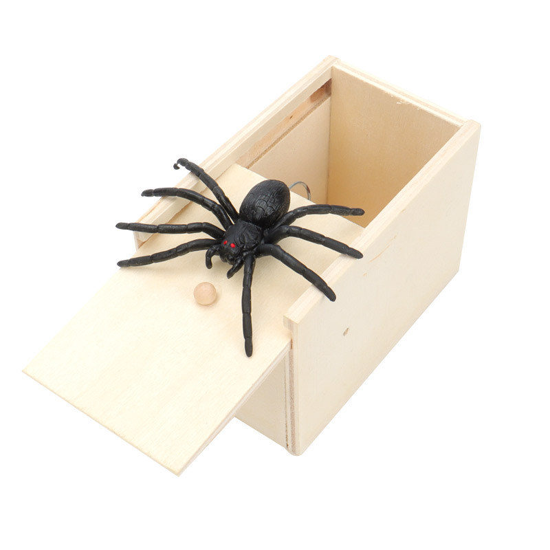 The spider was startled. Wooden box, Douyin, the same style cross-border parody creative prank toy. Spider Prank manufacturer wholesale pic 5
