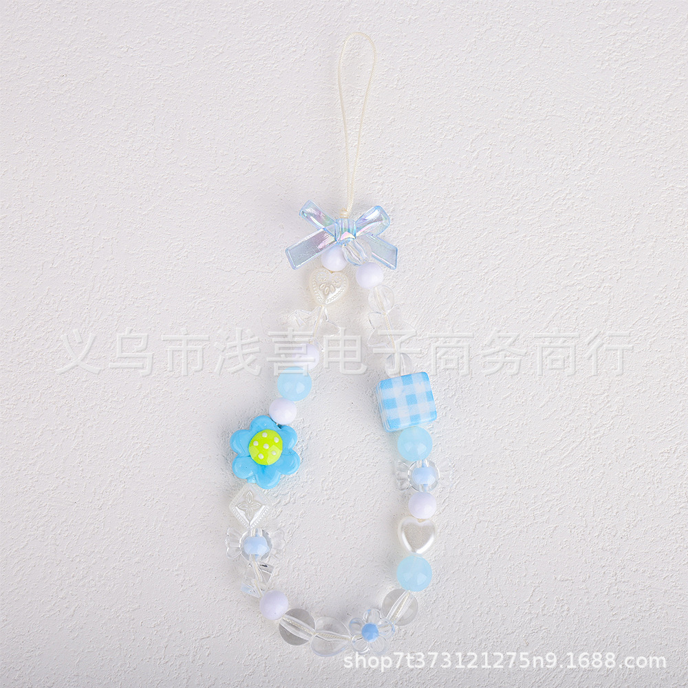 A popular online influencer live-streamed a new style of strawberry mobile phone chain, heart-shaped beaded mobile phone chain and hand-painted beaded mobile phone chain pic 11