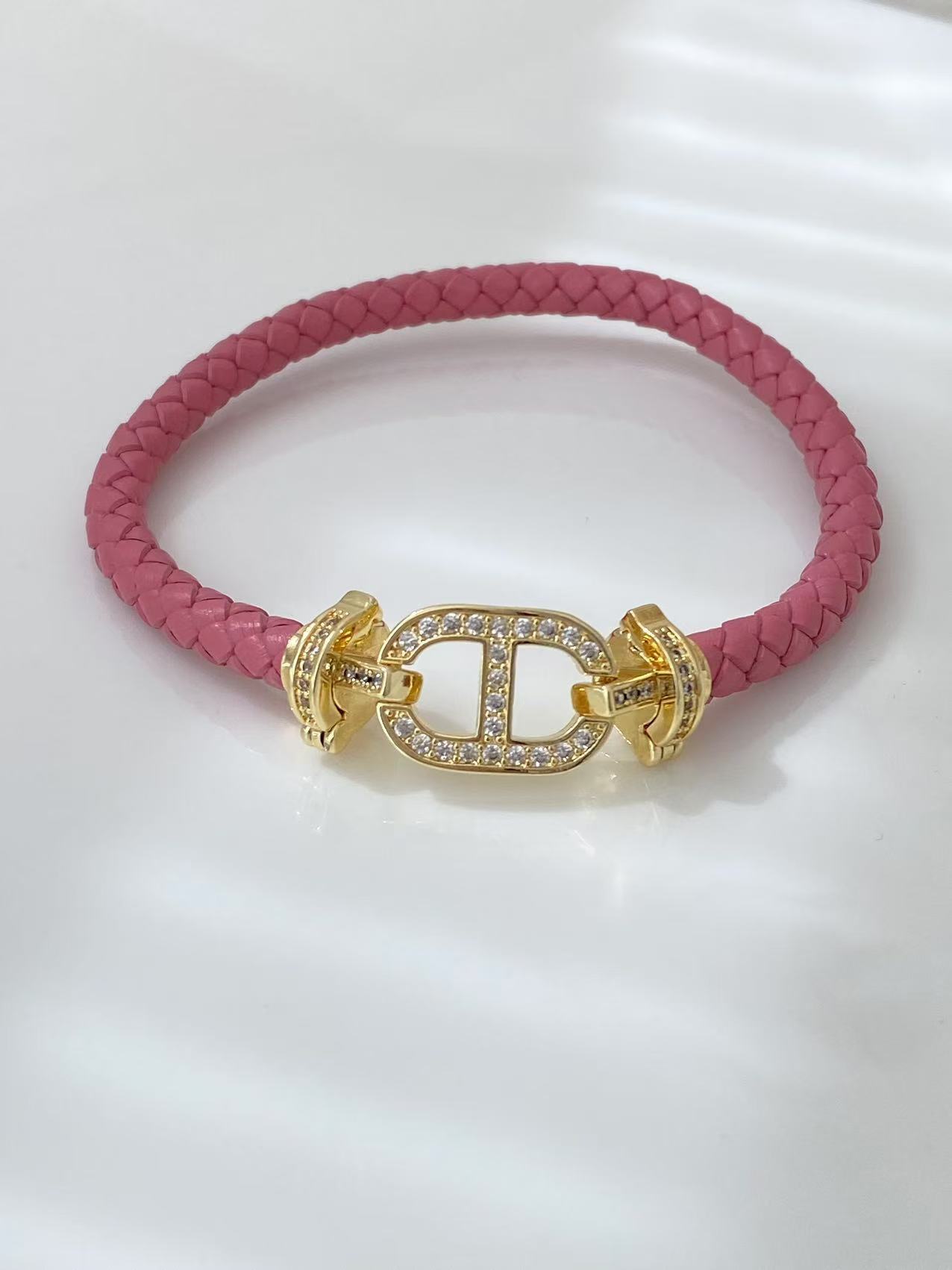 Pig nose red rope leather rope bracelet for men and women, 18k gold copper slightly inlaid with diamonds, high-end DIY bracelet for couples in the zodiac year pic 10