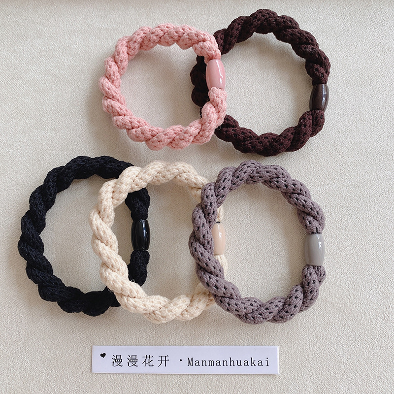 Three thick, durable and highly elastic rubber bands, adult hair ties, black hair ties and hair bands, simple leather cases for tying hair pic 11