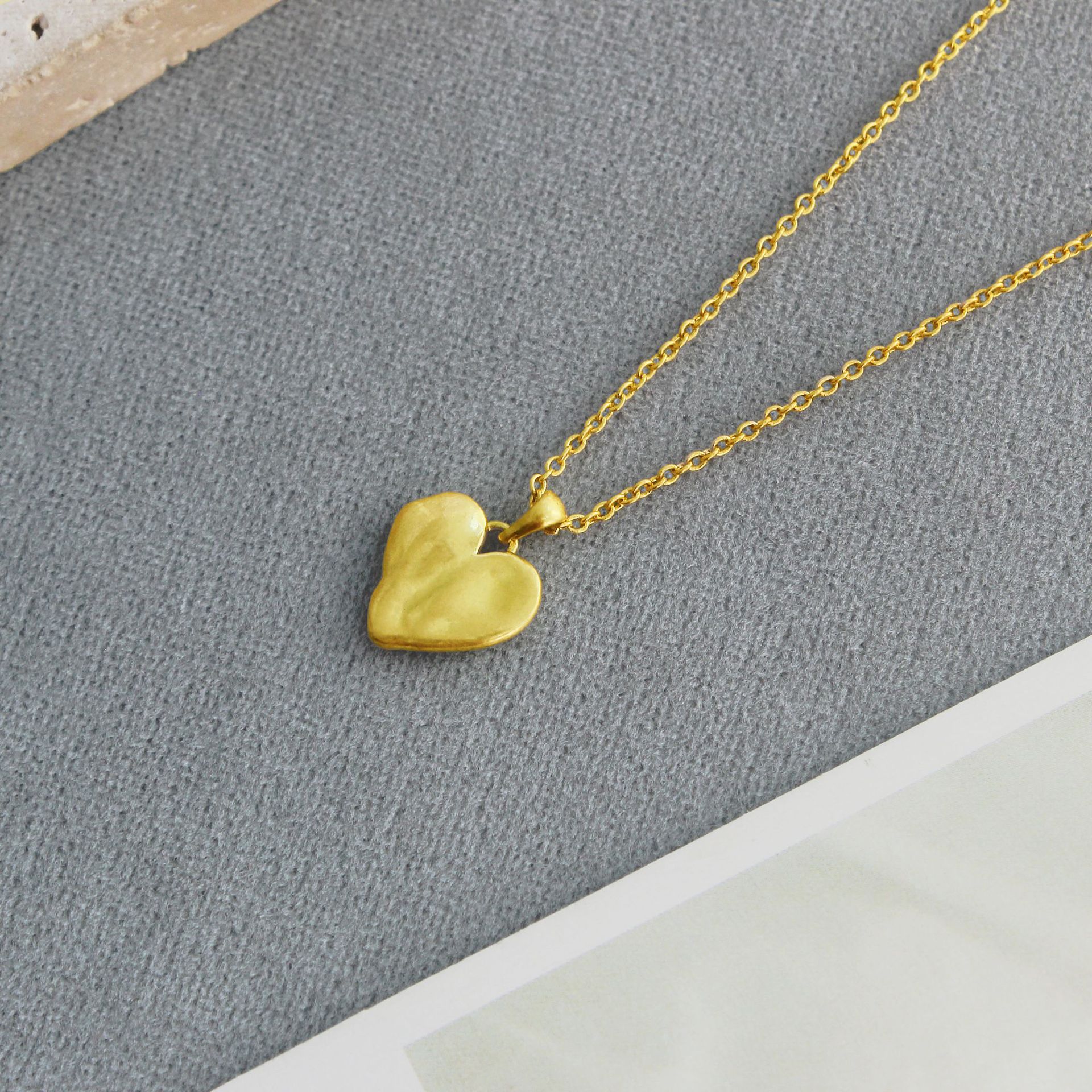 25年春季不规则爱心项链文艺复古简约气质百搭个性肌理爱心锁骨链详情8