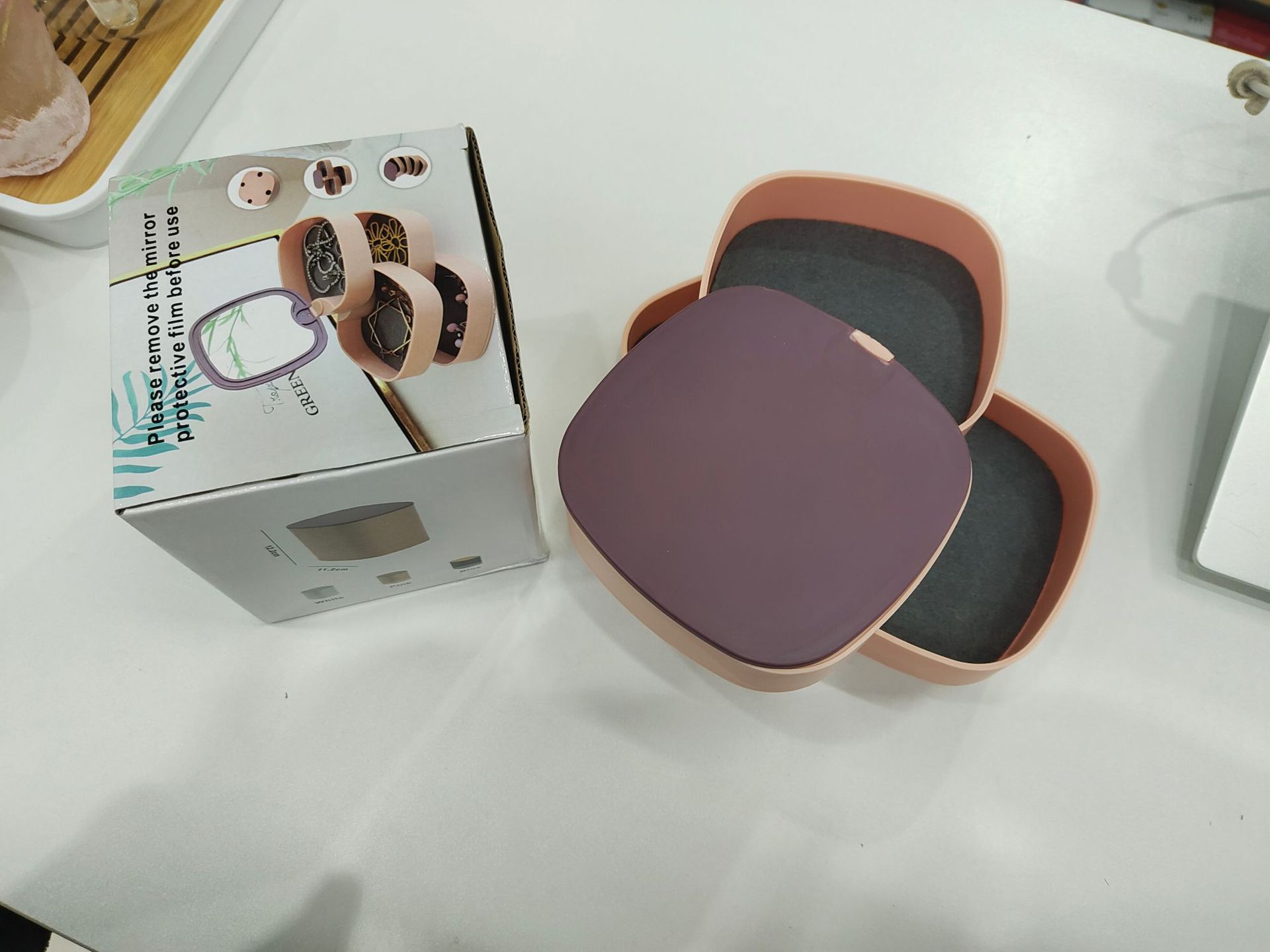360°旋转带镜子四层绒布首饰盒珠宝饰品分类整理收纳盒跨境热销详情5
