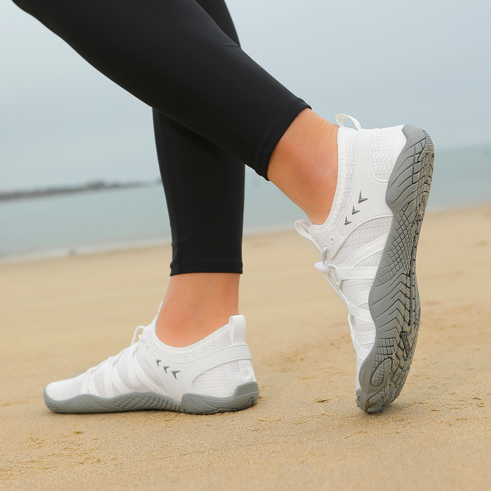 跨境亚马逊成人溯溪鞋沙滩潜水游泳鞋户外休闲涉水鞋徒步跑步鞋详情42