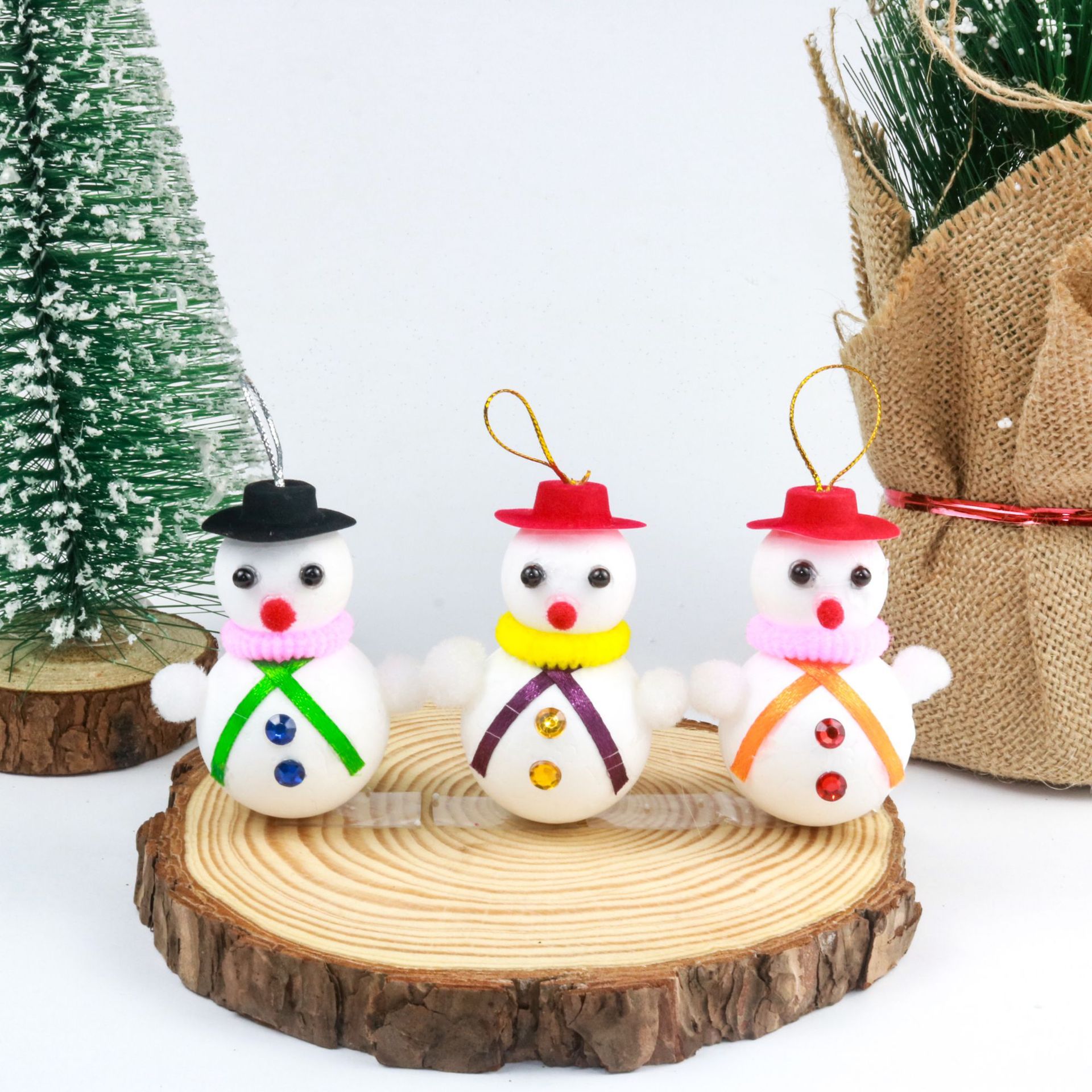 3 sets of 5x7cm Christmas foam snowmen, three-dimensional scene decorations, shopping malls, bars, festival pendants, Christmas decorations pic 7