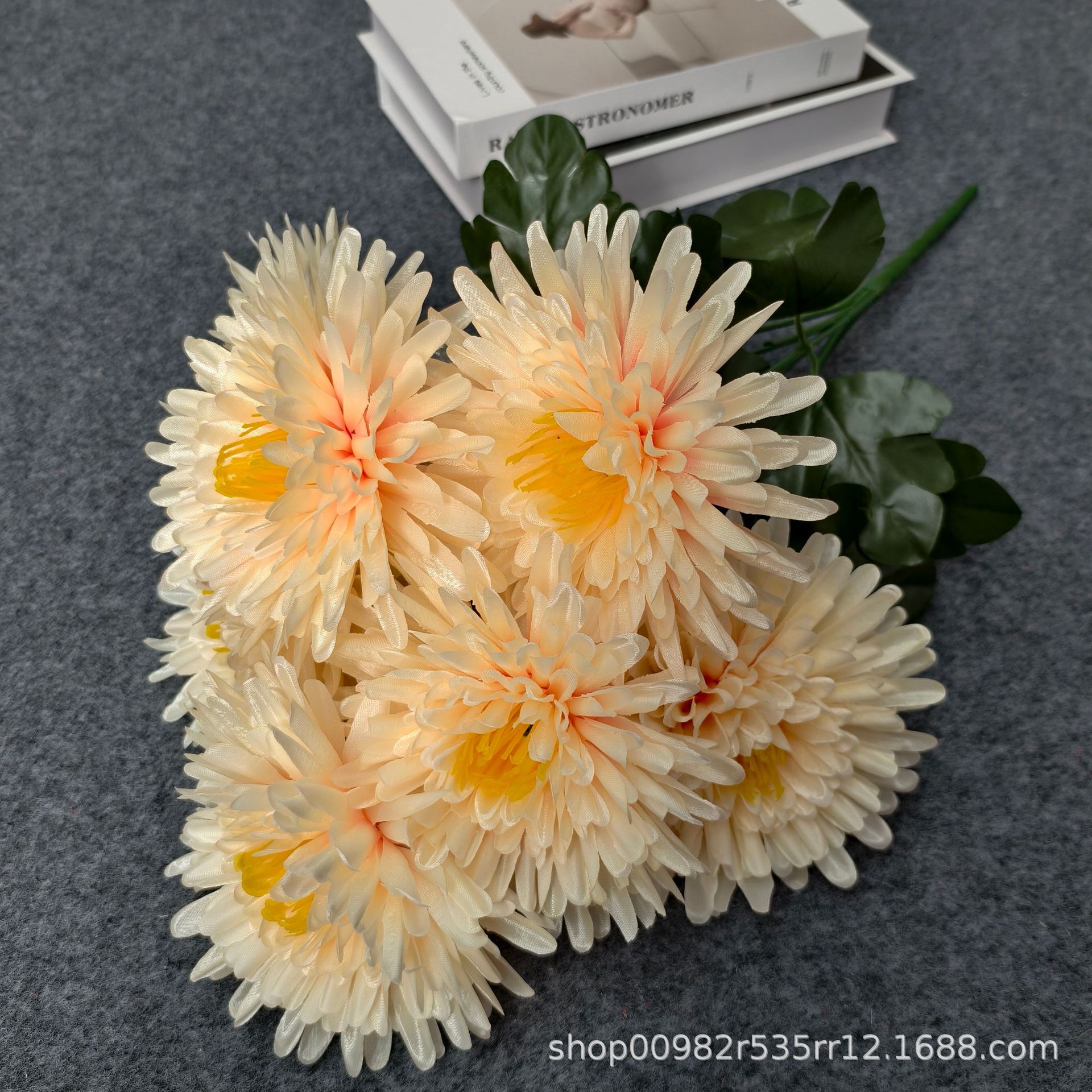 跨境7头仿真花针菊清明节祭祀上坟假花殡仪馆绢花大把束菊花批发详情12