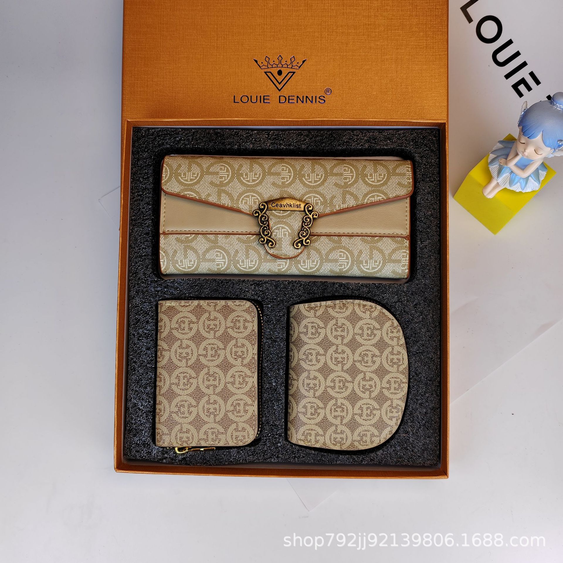 2024新款三件套礼盒装钱夹卡包套盒详情4