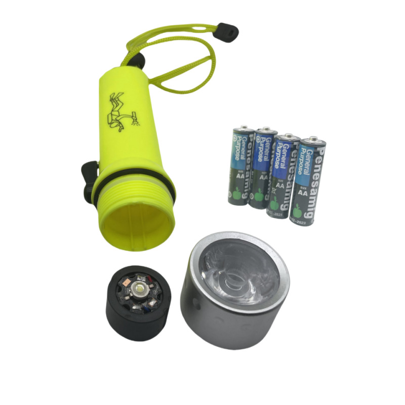 潜水手电筒5号电池深水下照明灯迷你便携户外远射防水强光手电筒详情5