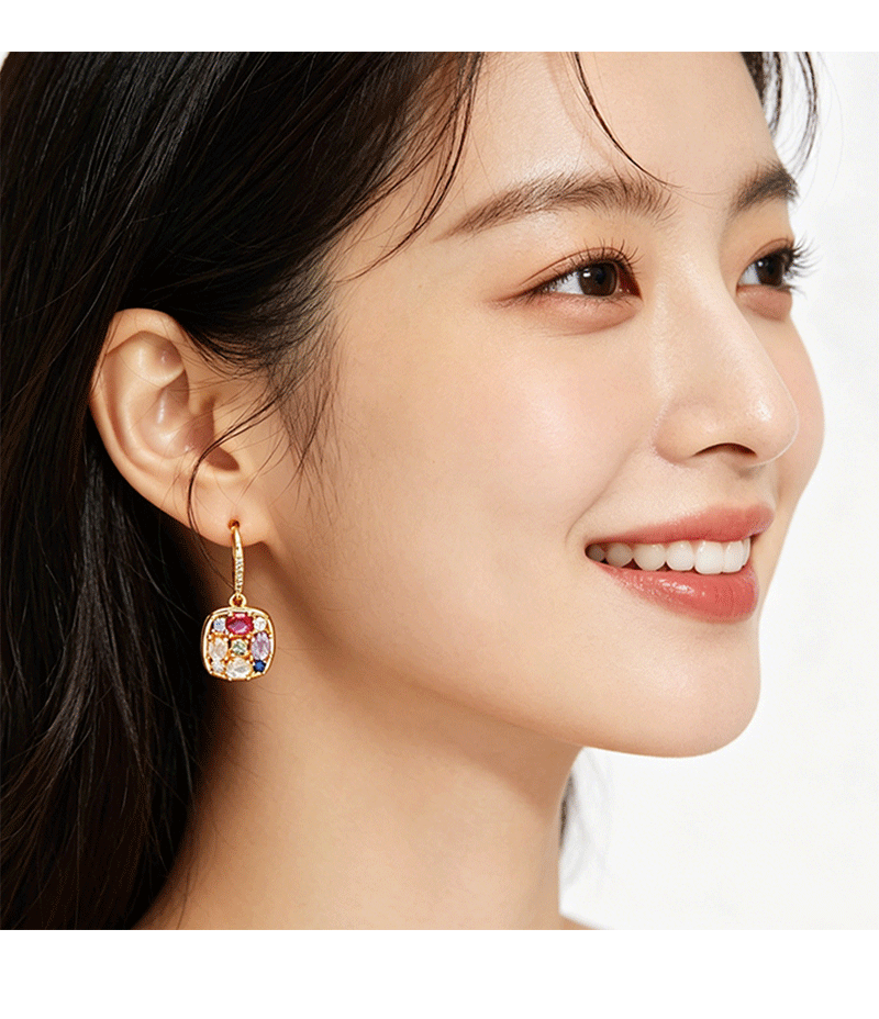 Colorful sugar cube earrings, a new bestseller in 2026, exude a sense of high-end luxury. Unique and beautiful stud earrings. Female dopamine pic 10