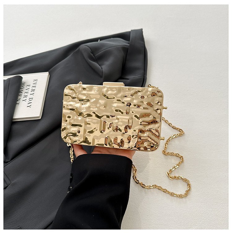 晚宴包金属2024夏季新款盒子女包链条单肩斜挎包褶皱跨镜女手机包详情75