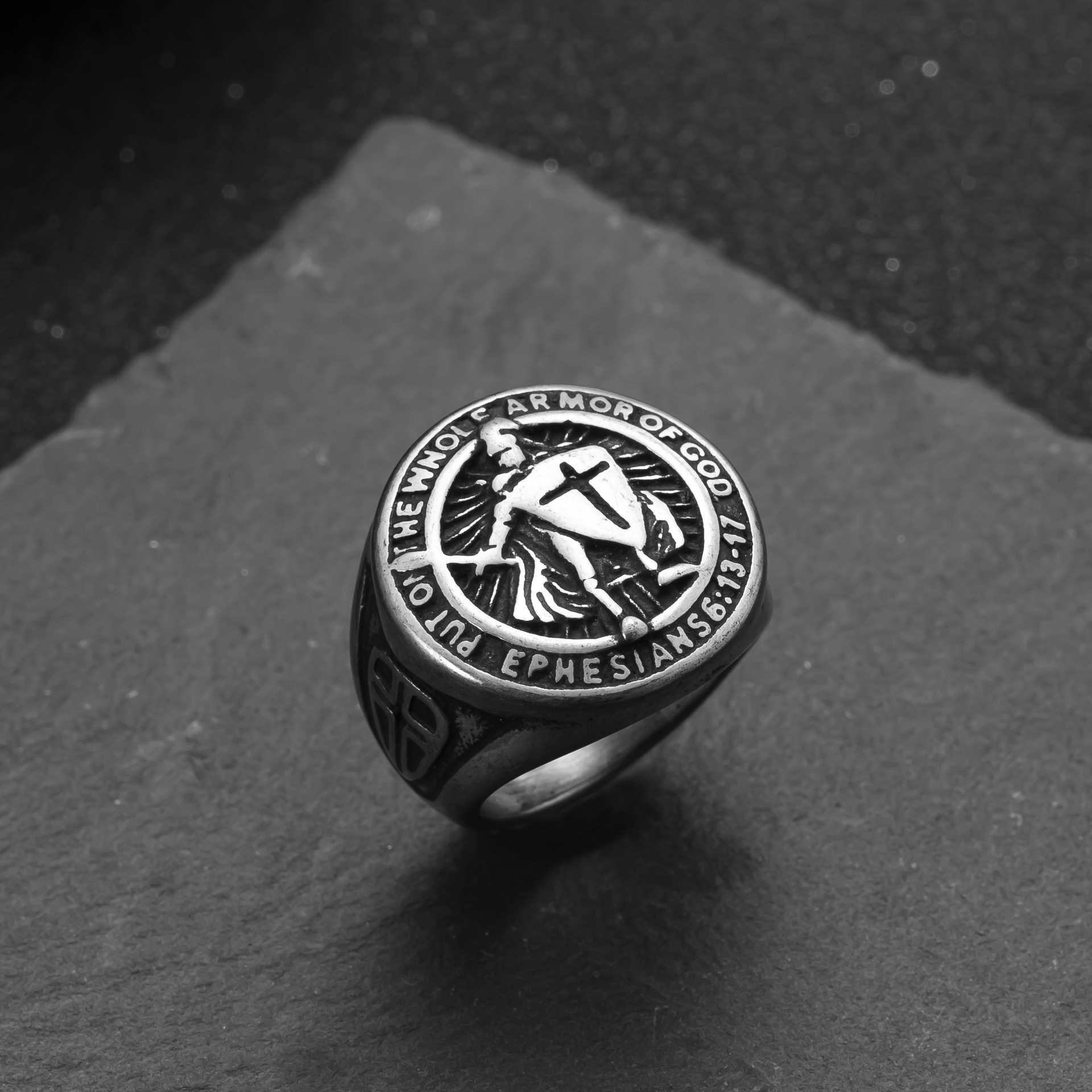 欧美跨境不锈钢戒指铸造十字架男士戒指嘻哈复古钛钢饰品批发厂家详情6