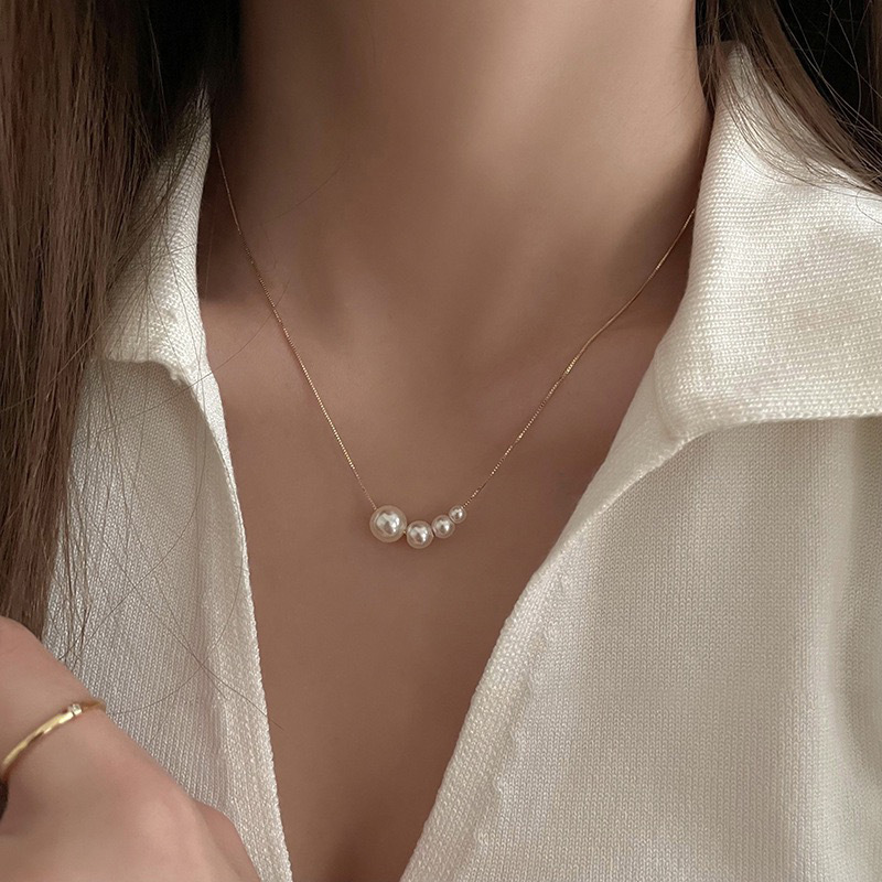 French retro double-layer pearl necklace, a light luxury, niche and high-end accessory for women, fashionable choker neck collarbone chain pic 3