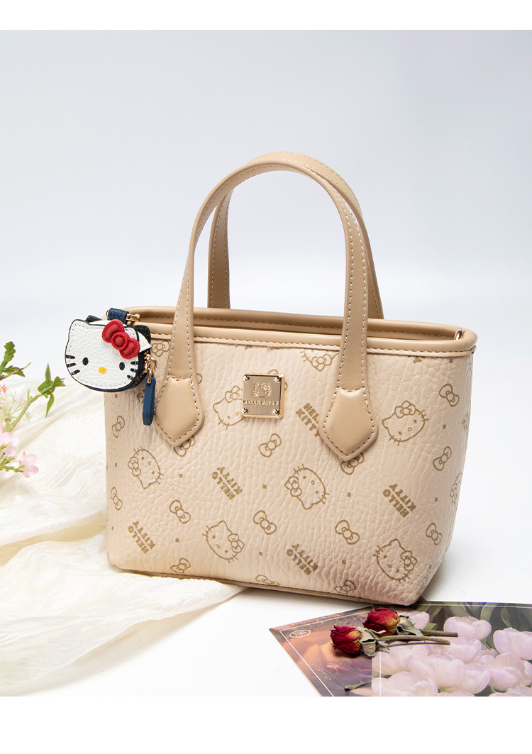 En stock lindo dibujos animados KT gato colgante alto nivel de apariencia hello kitty bolsa colgante llavero chica mejor amiga regalo pic 19