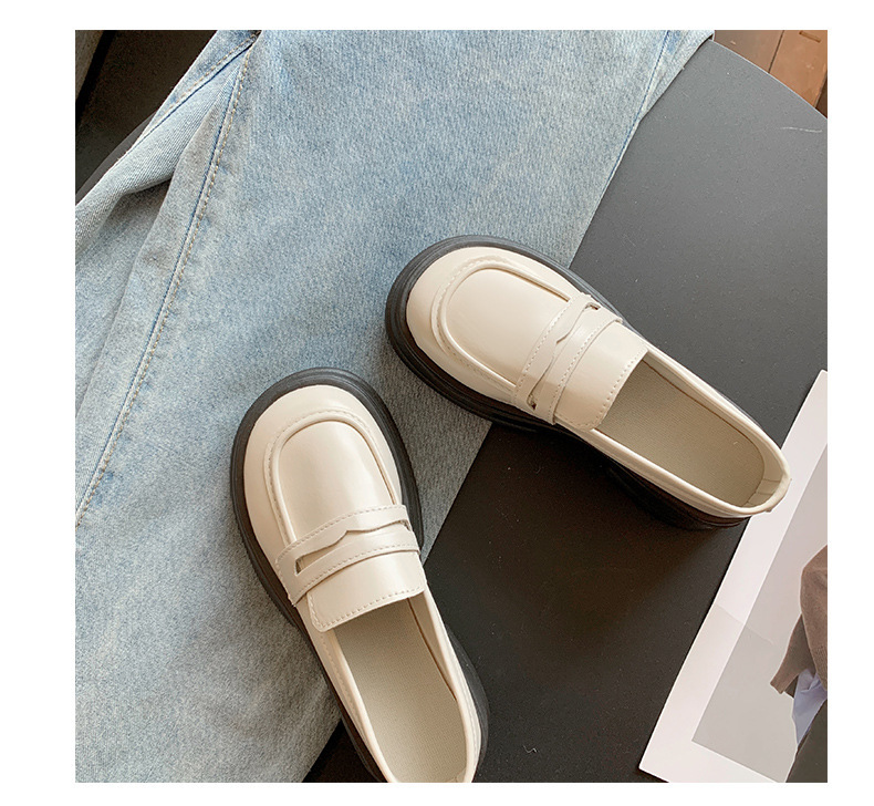 The new 2024 autumn collection of Japanese-style small leather shoes for women features a black thick-soled loafer with a British style, paired with a single jk uniform shoe pic 24