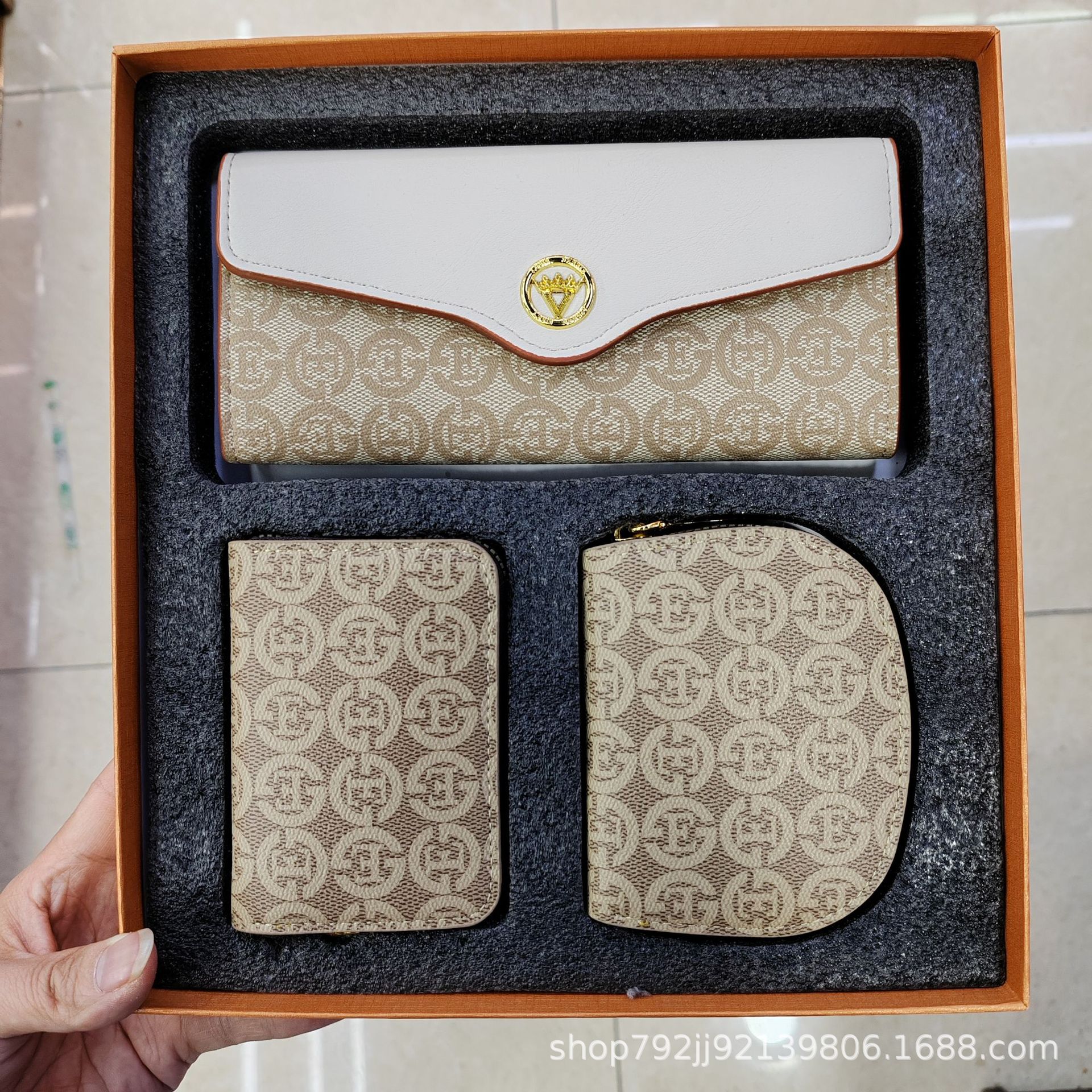 2024新款三件套礼盒装钱夹卡包套盒详情8
