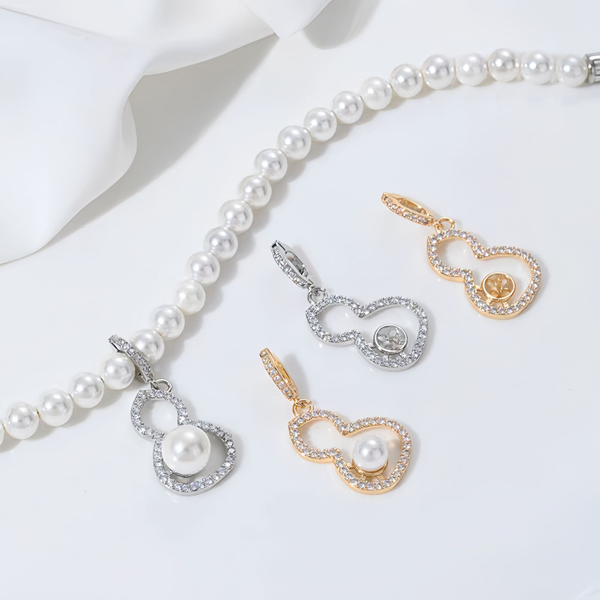 DIY jewelry accessories: copper-plated 18K true gold, slightly inlaid zircon gourd, pearl pendant, necklace pic 1