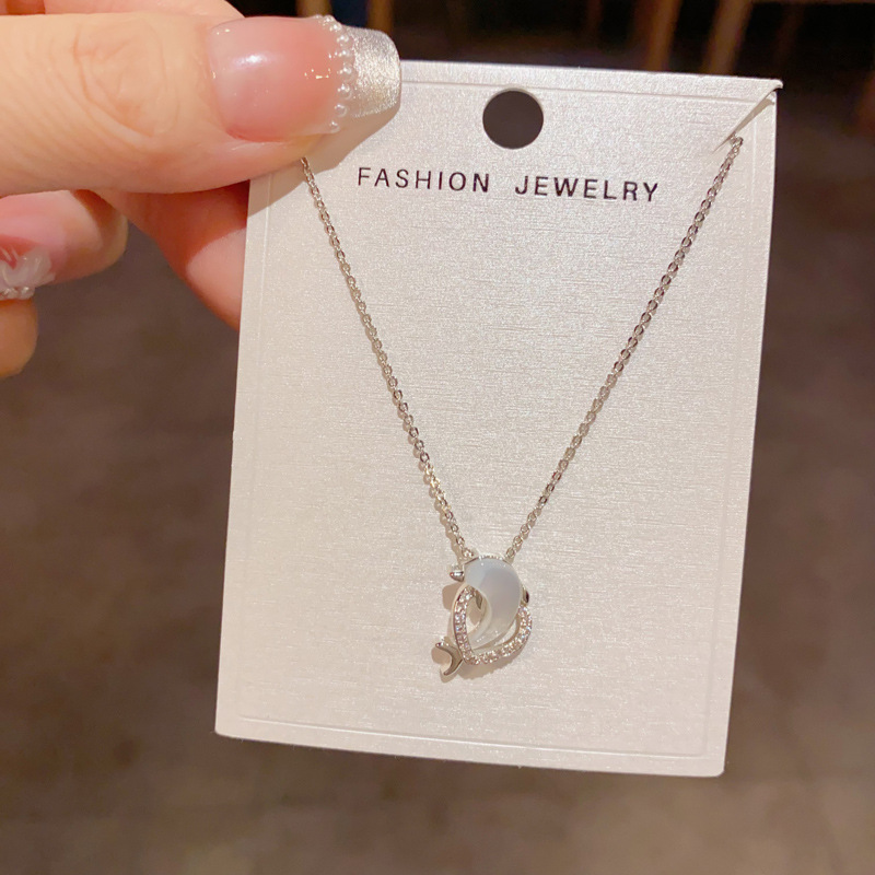 日韩时尚简约锆石贝母海豚吊坠项链女轻奢卡通可爱百搭锁骨链批发详情8